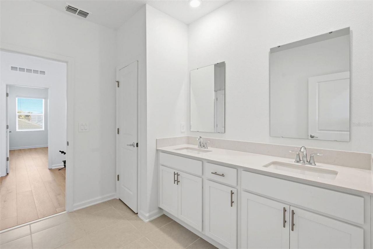 694 Peroni Avenue , Debary, FL 32713 Photo