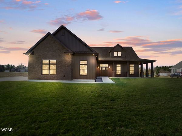 2667 Jonathan Drive, Lima, OH 45806