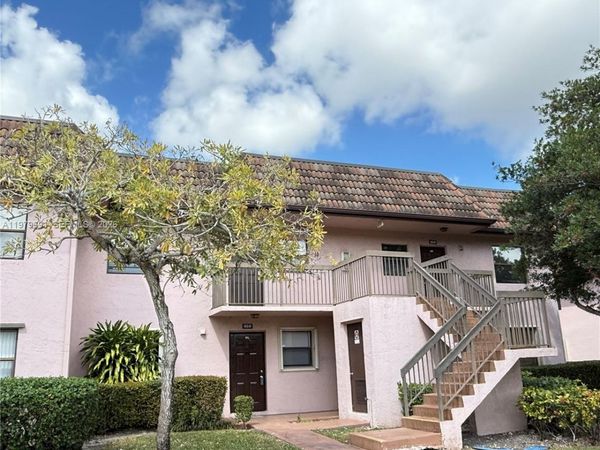 10541 NW 10th St , Unit 103, Pembroke Pines, FL 33026