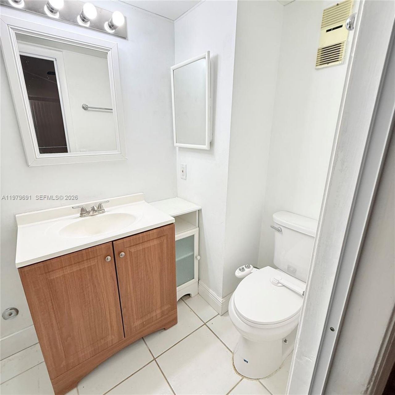10541 NW 10th St , Unit 103, Pembroke Pines, FL 33026 Photo