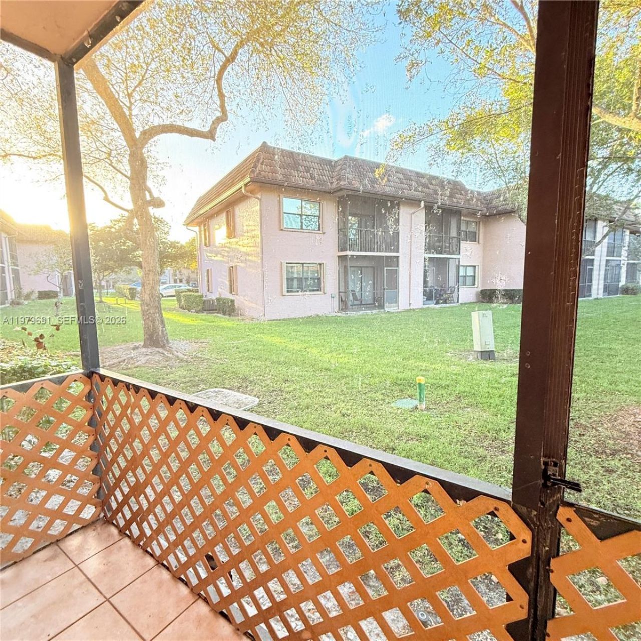 10541 NW 10th St , Unit 103, Pembroke Pines, FL 33026 Photo