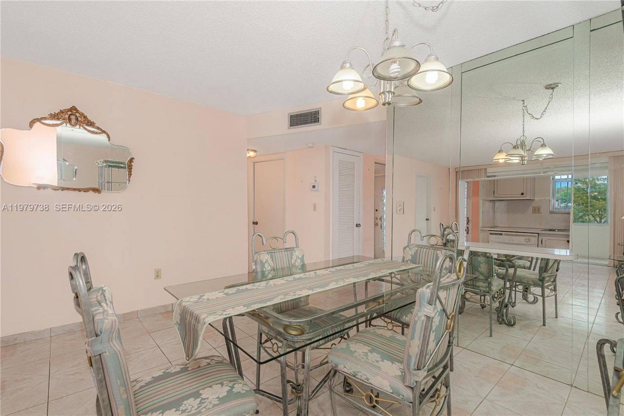 8345 Sunrise Lakes Blvd , Unit 210, Sunrise, FL 33322 Photo