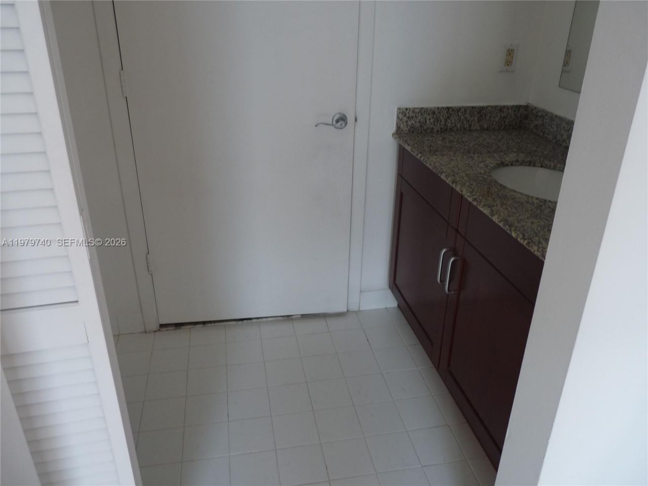 7285 SW 90th St, Unit D408, Miami, FL 33156 Photo