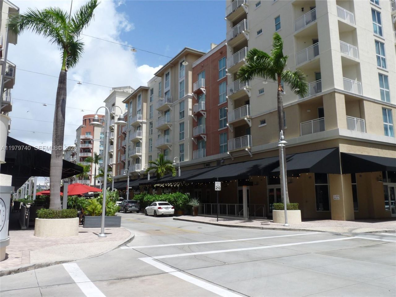 7285 SW 90th St, Unit D408, Miami, FL 33156 Photo