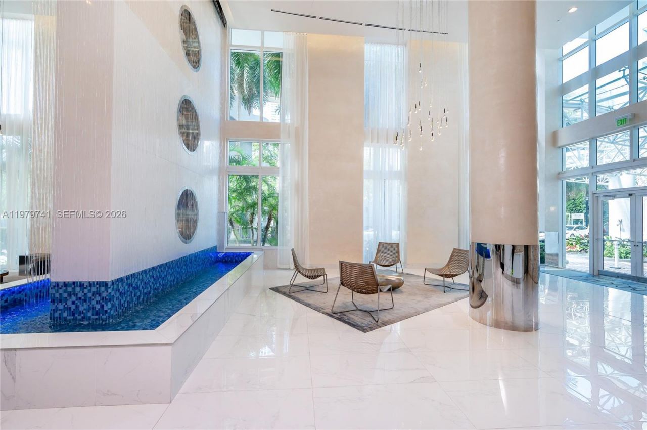 41 SE 5th St, Unit 1508, Miami, FL 33131 Photo