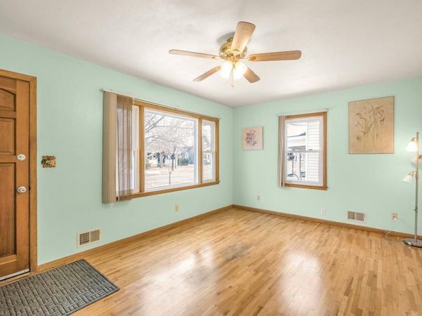 327 20th Avenue N, Saint Cloud, MN 56303