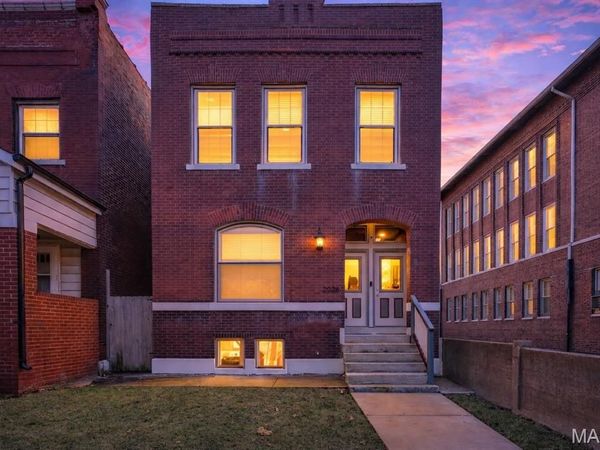 2026 Allen Avenue, St Louis, MO 63104