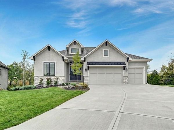 25177 W 109th Street, Olathe, KS 66061