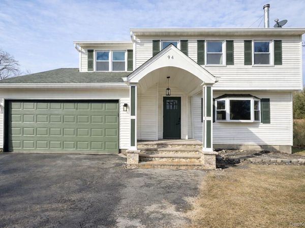 94 Sally Lane , Ridge, NY 11961