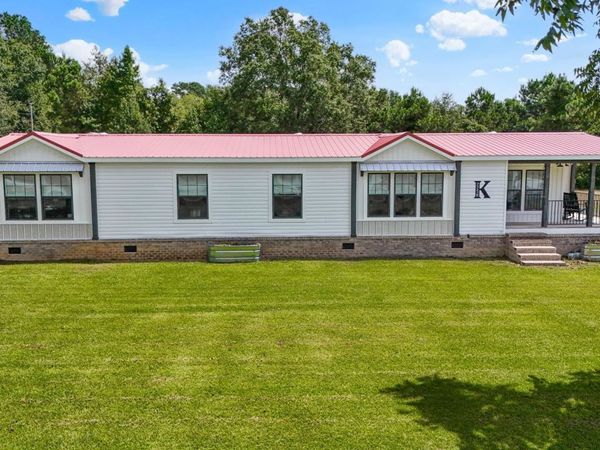 2258 Grier Dock Rd., Galivants Ferry, SC 29544