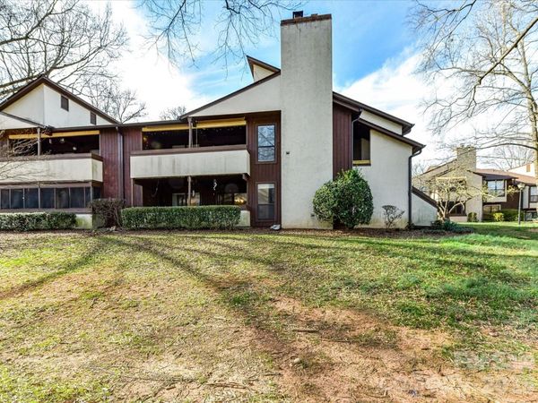 7304 Winery Lane , Charlotte, NC 28227