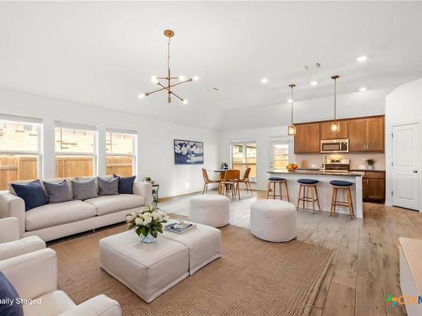 682 Coyote Creek Way , Kyle, TX 78640