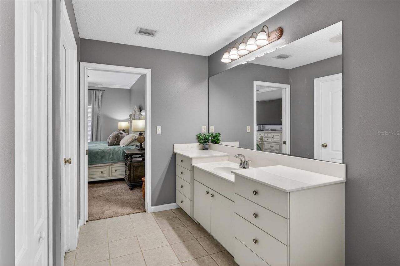 22301 Coronado Somerset Drive, Sorrento, FL 32776 Photo