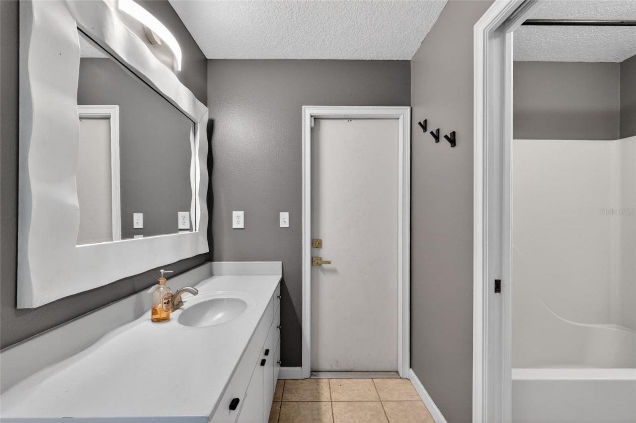 22301 Coronado Somerset Drive, Sorrento, FL 32776 Photo