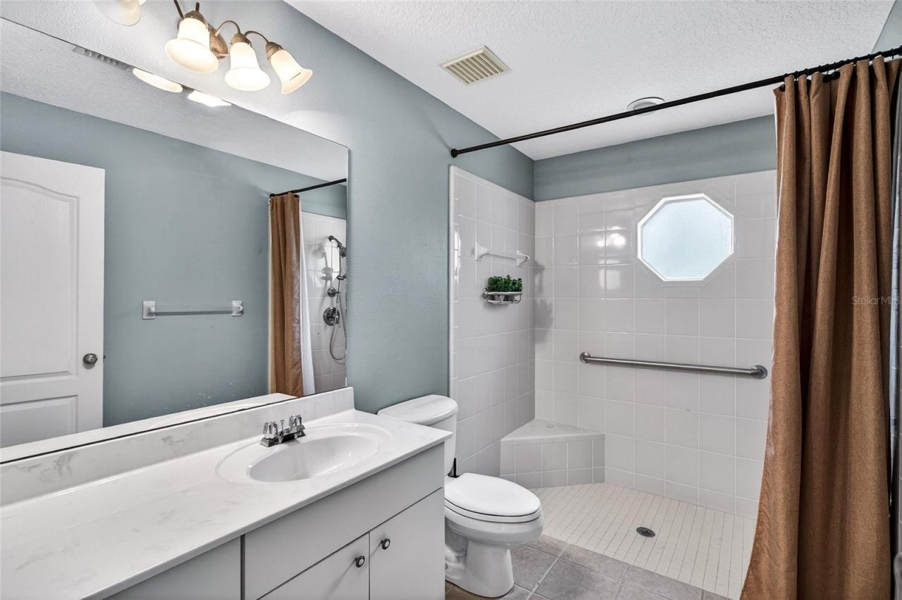 22301 Coronado Somerset Drive, Sorrento, FL 32776 Photo