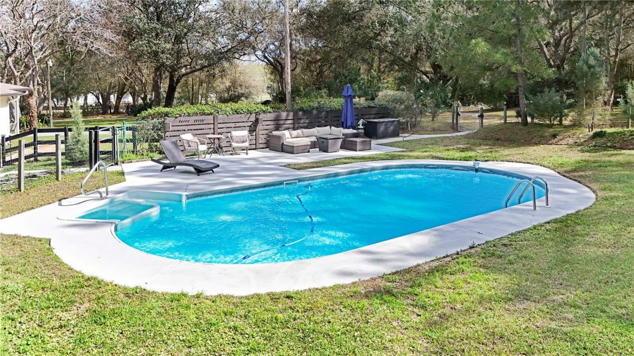 22301 Coronado Somerset Drive, Sorrento, FL 32776 Photo