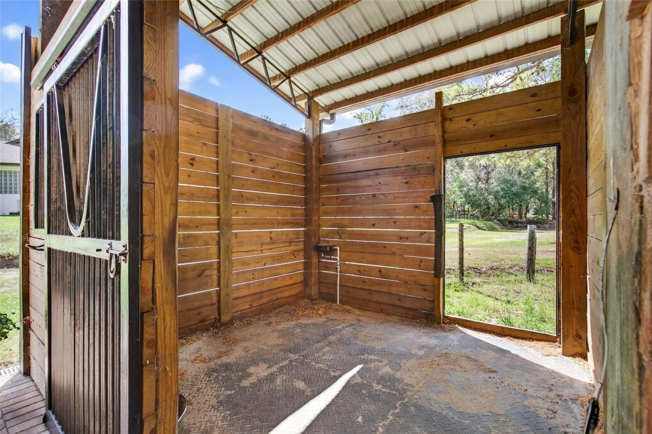 22301 Coronado Somerset Drive, Sorrento, FL 32776 Photo