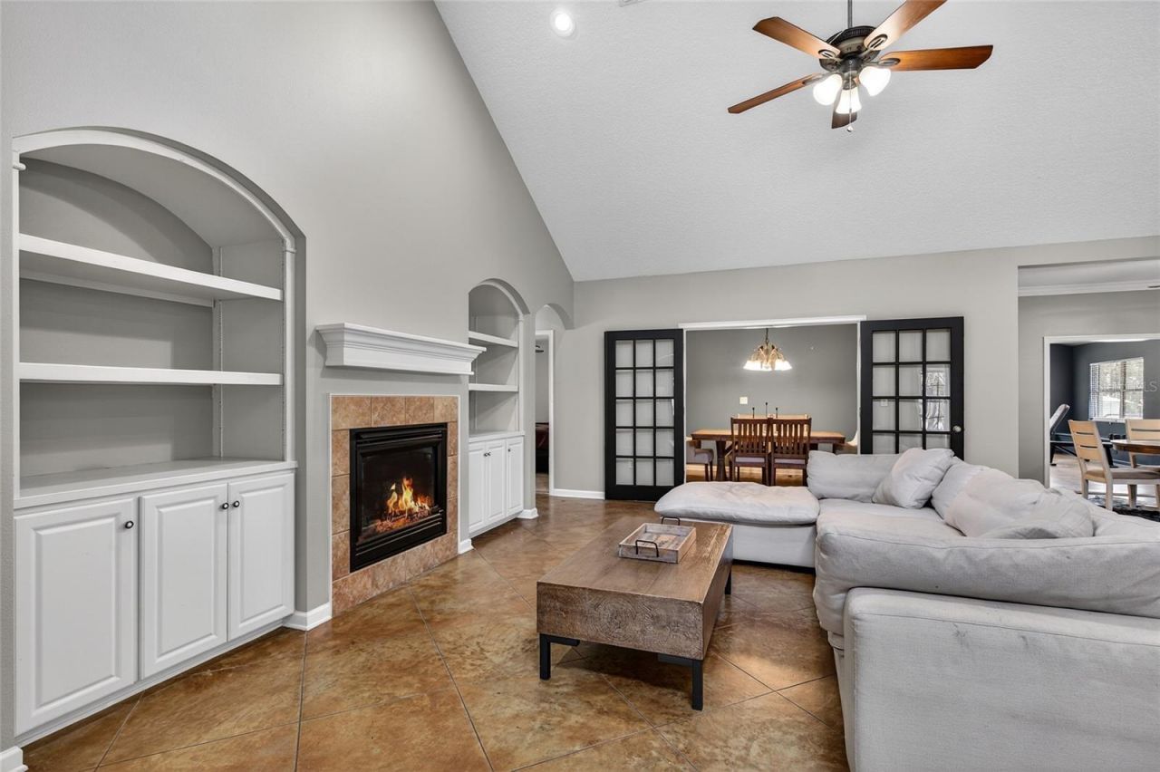 22301 Coronado Somerset Drive, Sorrento, FL 32776 Photo