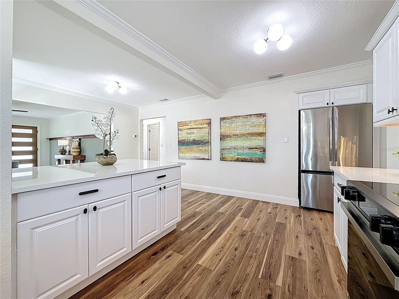 3021 Granville Court N, Saint Petersburg, FL 33704 Photo