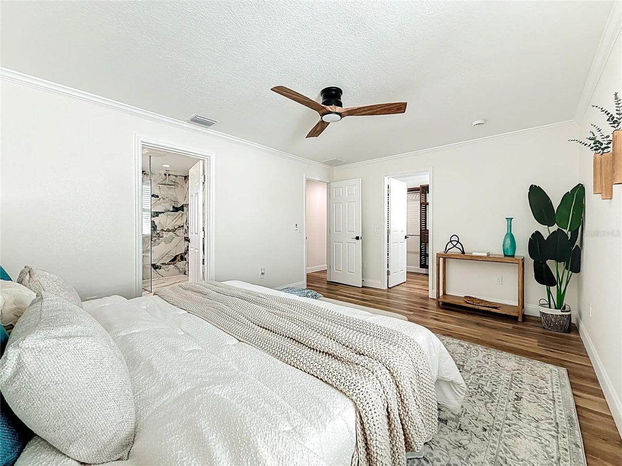 3021 Granville Court N, Saint Petersburg, FL 33704 Photo