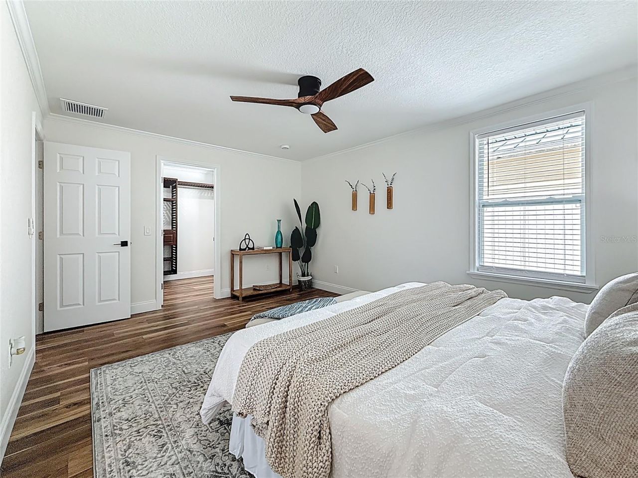 3021 Granville Court N, Saint Petersburg, FL 33704 Photo