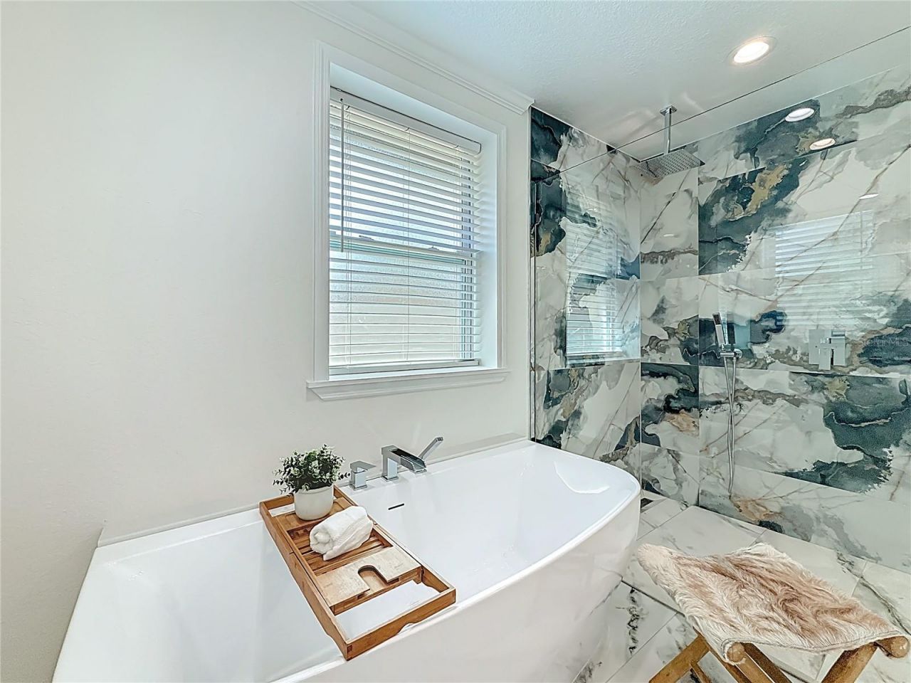 3021 Granville Court N, Saint Petersburg, FL 33704 Photo