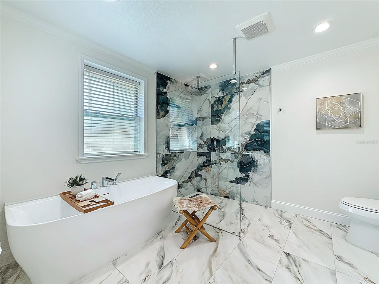 3021 Granville Court N, Saint Petersburg, FL 33704 Photo