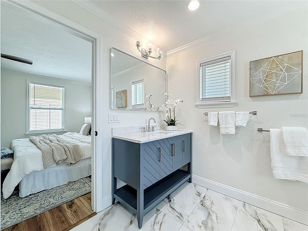 3021 Granville Court N, Saint Petersburg, FL 33704 Photo