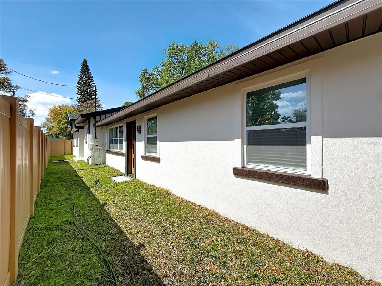 3021 Granville Court N, Saint Petersburg, FL 33704 Photo