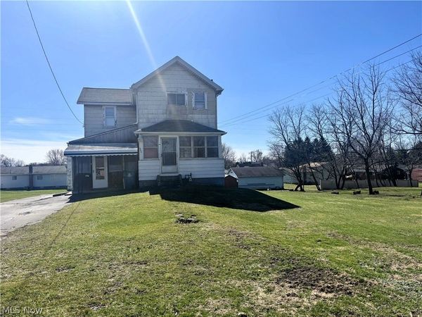 667 Hyatt Ave. , Campbell, OH 44405