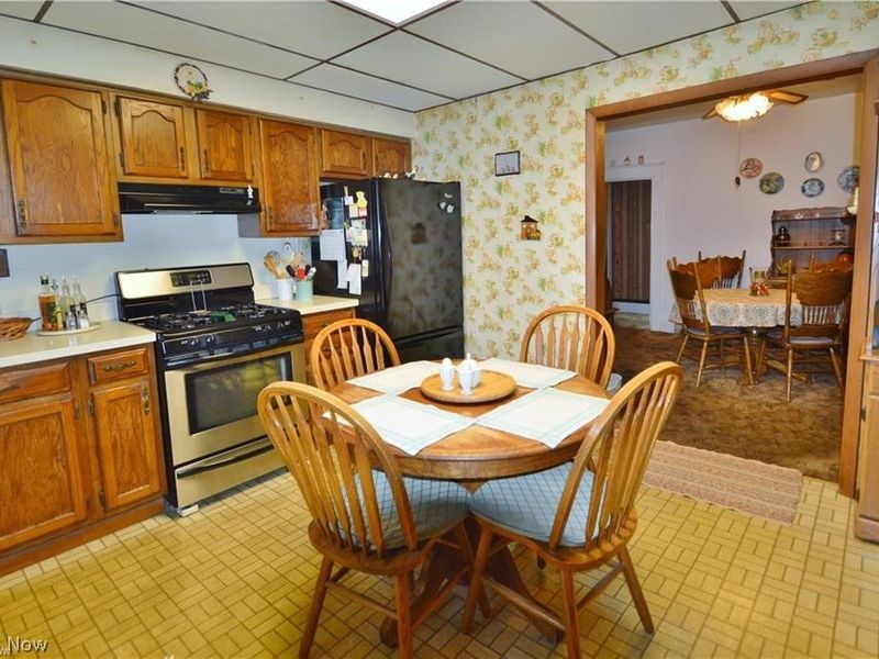 667 Hyatt Ave., Campbell, OH 44405 Photo 3