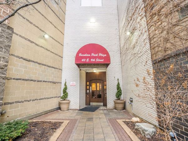 40 E 9th Street, Unit 1916D, Chicago, IL 60605