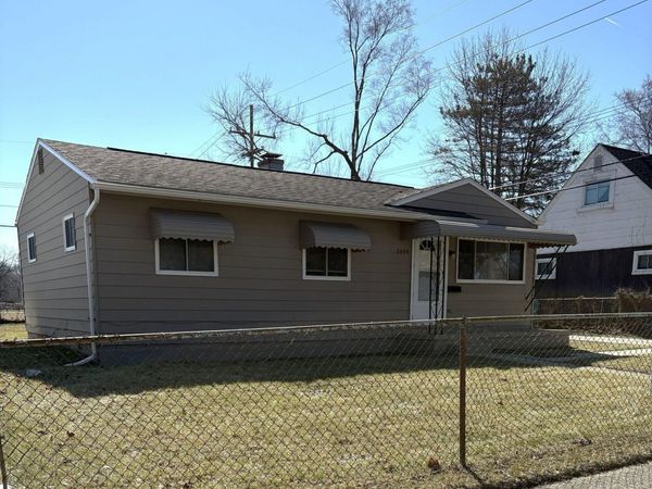 2886 Appleridge Street, Ypsilanti, MI 48198