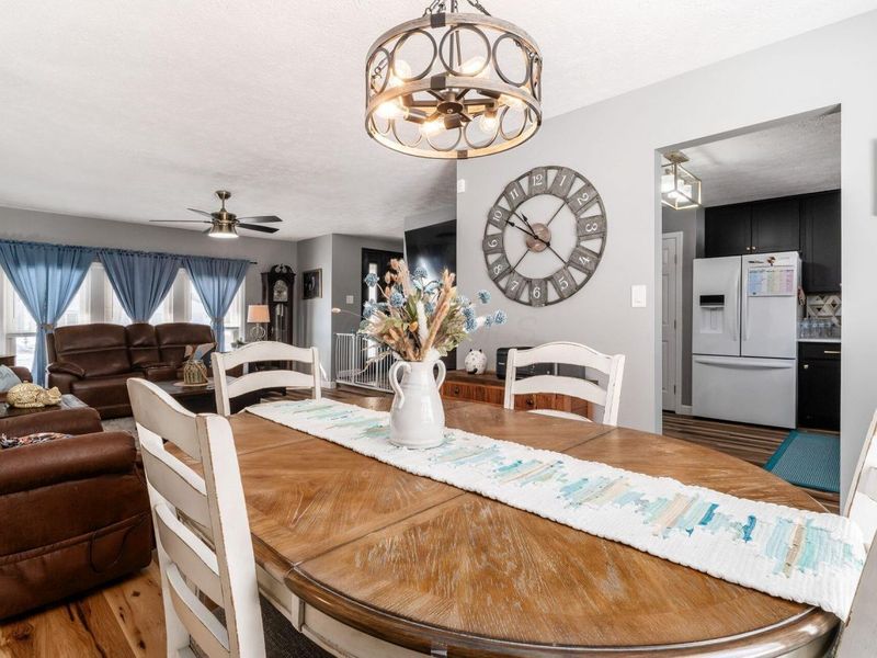 358 N Sarwil Drive, Canal Winchester, OH 43110 Photo 10