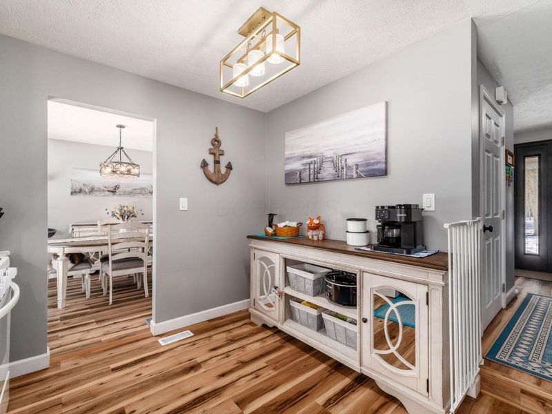 358 N Sarwil Drive, Canal Winchester, OH 43110 Photo 13