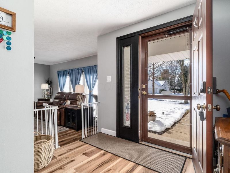 358 N Sarwil Drive, Canal Winchester, OH 43110 Photo 3