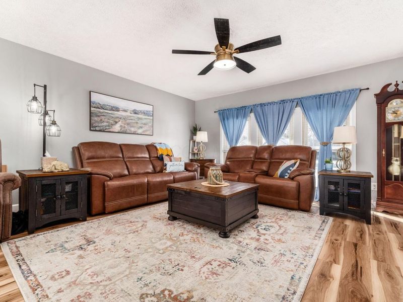 358 N Sarwil Drive, Canal Winchester, OH 43110 Photo 7