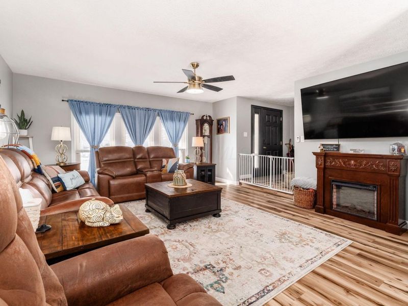 358 N Sarwil Drive, Canal Winchester, OH 43110 Photo 8