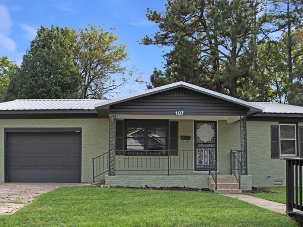 107 E Elm Street, Harrisburg, AR 72432