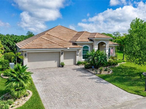 4813 Four Lakes Circle SW, Vero Beach, FL 32968