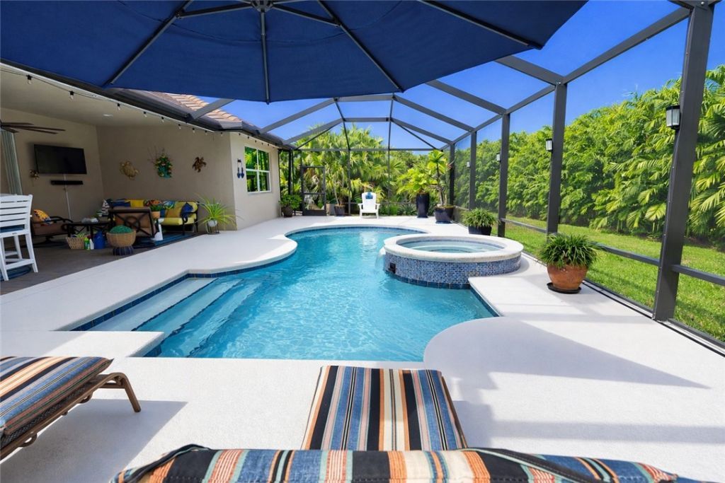 4813 Four Lakes Circle Sw, Vero Beach, FL 32968 Photo