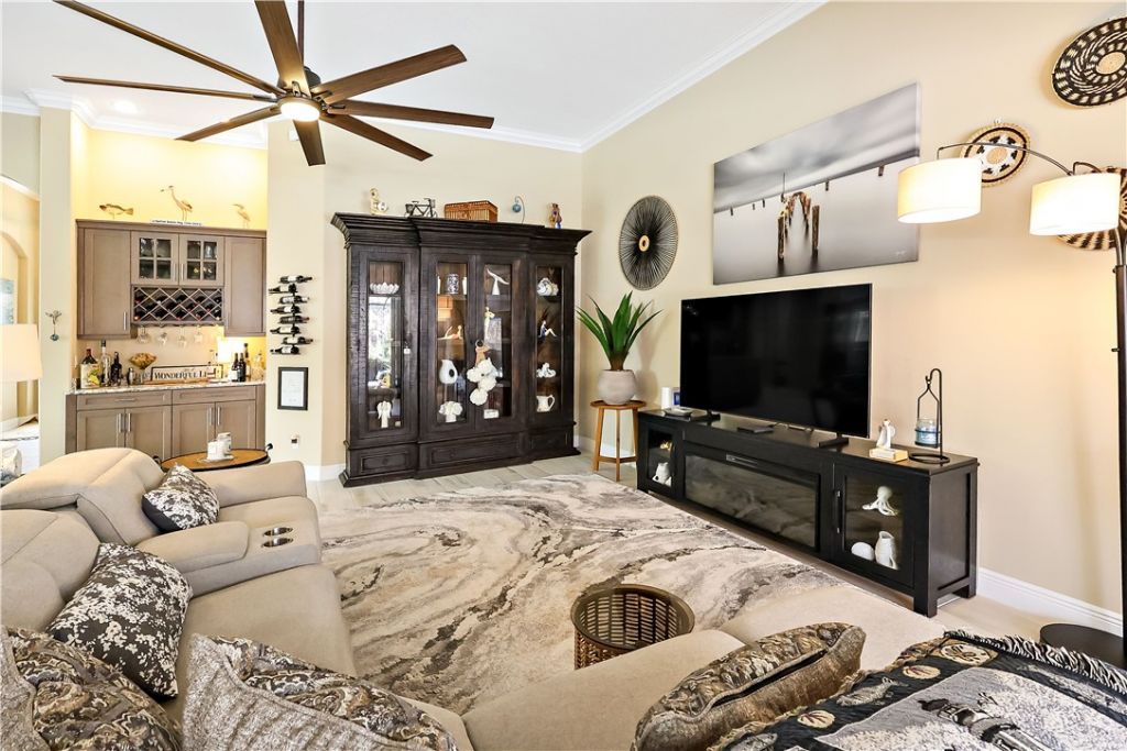 4813 Four Lakes Circle Sw, Vero Beach, FL 32968 Photo