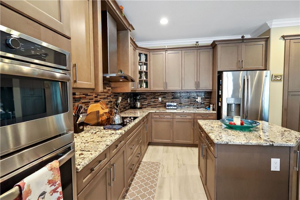 4813 Four Lakes Circle Sw, Vero Beach, FL 32968 Photo