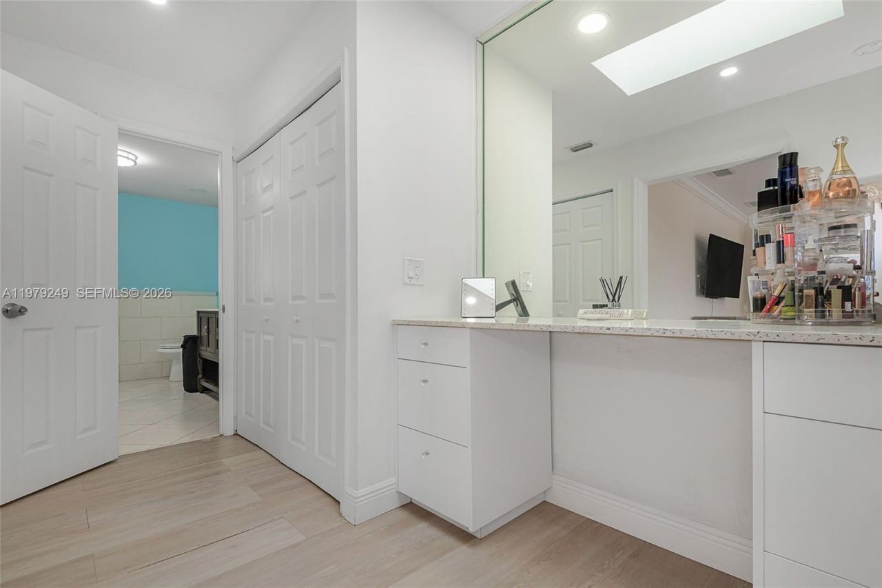 15025 SW 96th Ter , Miami, FL 33196 Photo