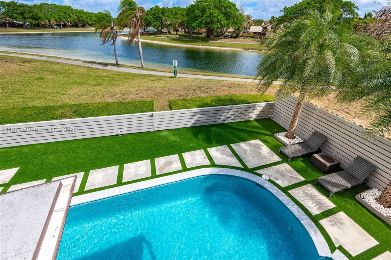 15025 SW 96th Ter , Miami, FL 33196 Photo