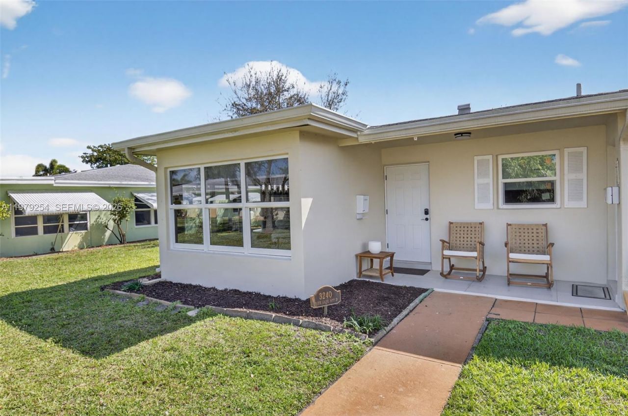 3240 Park Ln , Unit D, Boynton Beach, FL 33435 Photo