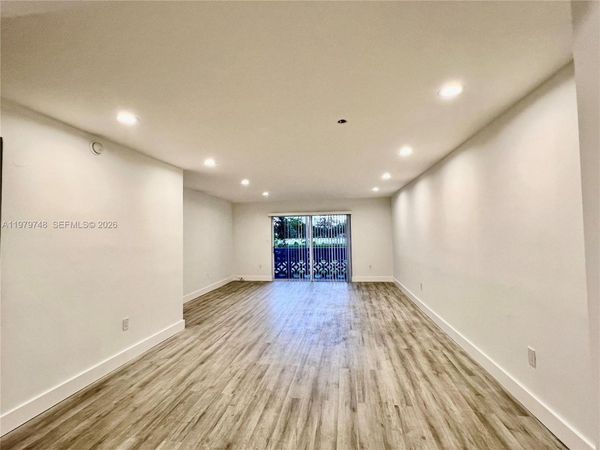 Unit 202, North Miami, FL 33181