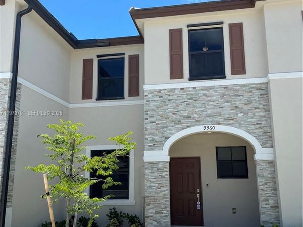 9960 SW 228th Ter , Miami, FL 33190