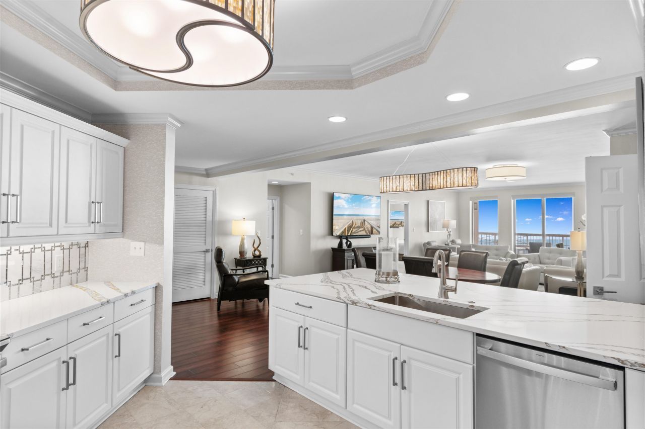 8500 Margate Circle Photo 14