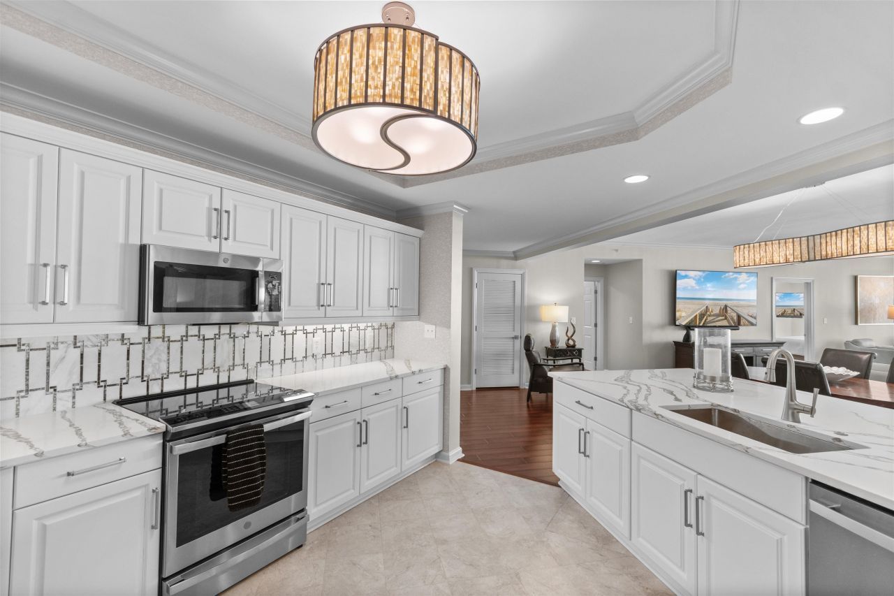 8500 Margate Circle Photo 16